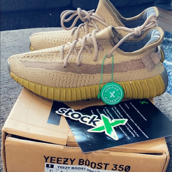 yeezy earth size 7